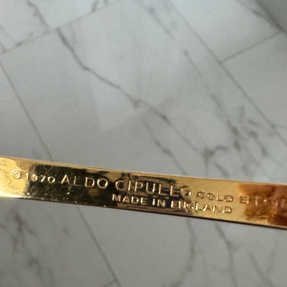 Vintage 1970’s Charles Revson Love Bracelet - Picture 3 of 7